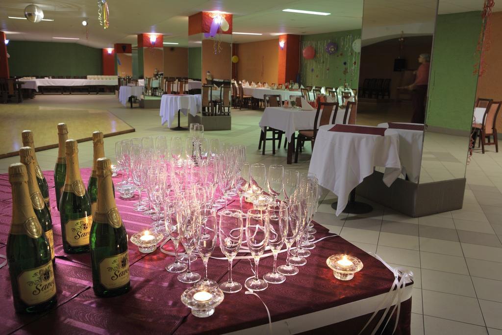 Rehe Hotel Тарту Экстерьер фото